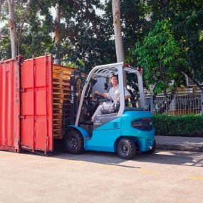 Montacargas eléctrico 2.5 Toneladas Baoli KBE25-LI – Litio