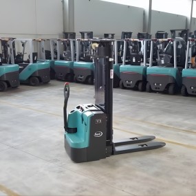 Apilador eléctrico 1.6 Toneladas - Baoli ES16-N02