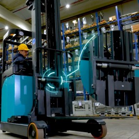 Apilador retractil eléctrico 2 Toneladas - Baoli KBR14-20